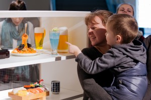 Выставка «Филигранное мастерство Японии» для слабослышащих и слабовидящих