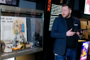 «Полная версия»: история детского противогаза