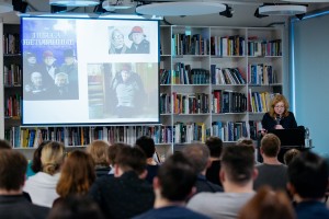 Лекция Елены Зубковой