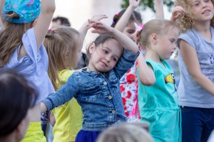 Григорий Гладков в песочнице