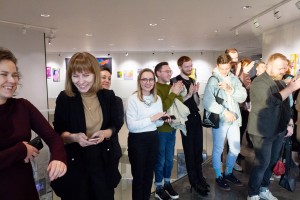 Открытие выставки Ильи Фролова «Фрагменты толпы»