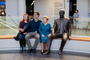 День рождения Бориса Ельцина 2020. Наина Ельцина на экскурсиях