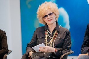 Дискуссия «Мода перестройки»