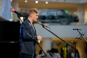 Первый фестиваль мирных жителей «Сила голоса»
