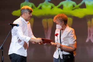 Награждение лауреатов конкурса пьес о 90-х «Зачем я это помню»