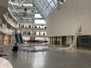 Демонтаж новогоднего декора