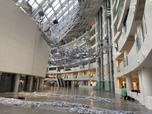 Демонтаж новогоднего декора