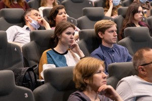 «Разберём на молекулы»: лекция Георгия Базыкина о коэволюции патогенов и их хозяев