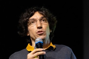 «Разберём на молекулы»: лекция Георгия Базыкина о коэволюции патогенов и их хозяев