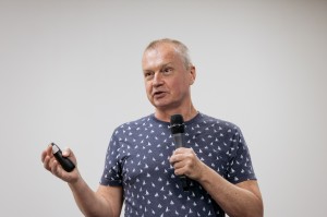 Лекция профессора Михаила Лебедева: нейроинтерфейсы на службе людям