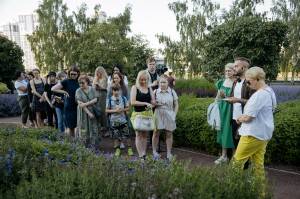 Экскурсия Ильи Гомыранова по Саду трав