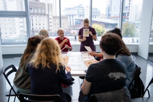 Музейная игра «Дефицит» с переводом на РЖЯ