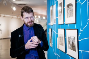 Тематическая экскурсия Евгения Емельянова «Свет и тени эпохи оттепели в объективе Александра Устинова»