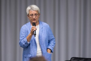 Лекция Елены Степановой «Христианство: вчера, сегодня, завтра»