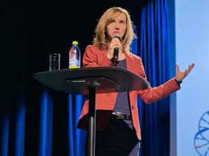 Лекция преподавателя Сколтеха, кандидата биологических наук Елены Храмеевой