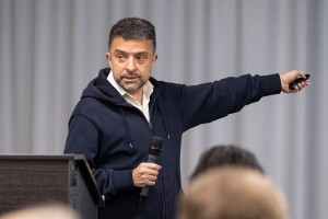 Александр Архангельский: будущее России в мечтах участников Гражданской войны