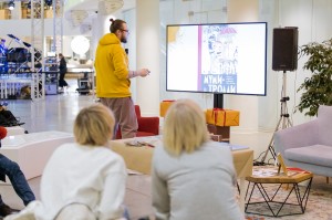 Встречи в «Гостиной под абажуром». Коллекционер комиксов Роман Кардаков