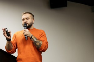 Как человек берёт технологии у природы. Лекция Ильи Гомыранова