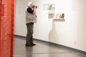 Открытие выставки «В спорах рождается город»