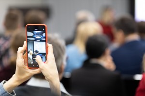 Лекция нейрофизиолога Льва Яковлева в Ельцин Центре