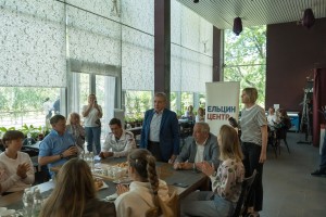 Вручение сертификатов о стипендиях лучшим молодым теннисистам России