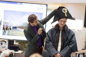 Ночь музеев 2023 в Ельцин Центре. Павел и Евгения Ананьины – коллекционеры и создатели копий исторических костюмов XVIII–XIX веков