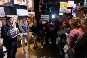 Экскурсия в честь 25-летия музыкального телеканала «MTV Россия»