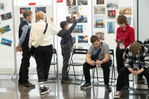 Награждение победителей хакатона «Технологическое искусство» в Ельцин Центре