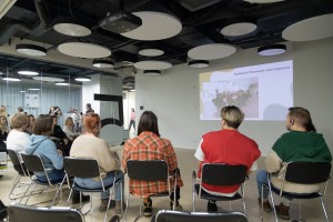 Экскурсия-променад «Ельцин Центр в лицах»