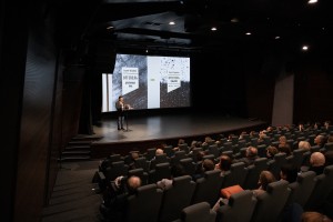 Александр. Архангельский. «А всё юбилеи стоят, юбилеи. Юбилейные какие-то времена»