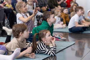 В рифму со временем. По волнам с Маяковским