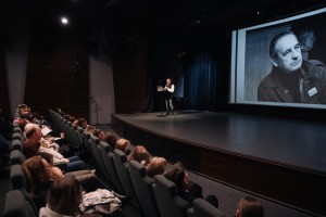 Александр Архангельский. Партийный съезд и театральный разъезд