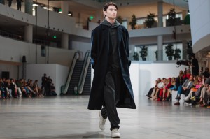 Модный показ в Ельцин Центре. Международная неделя моды UF LAB