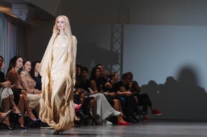 Модный показ в Ельцин Центре. Международная неделя моды UF LAB