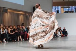 Модный показ в Ельцин Центре. Международная неделя моды UF LAB