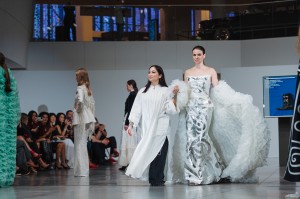 Модный показ в Ельцин Центре. Международная неделя моды UF LAB