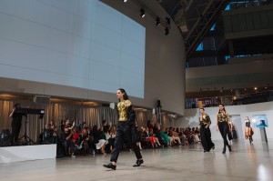 Модный показ в Ельцин Центре. Международная неделя моды UF LAB