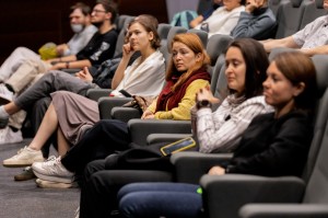 «Лженаука: бороться или смириться?» Лекция Евгения Кузьмишина в Ельцин Центре