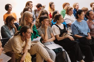 «Как смотреть и анализировать спектакль». Встреча с Олегом Лоевским