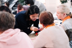 Программа «Смыслы современного Китая». Мастер-класс по плетению китайских узелков чжунгоцзе