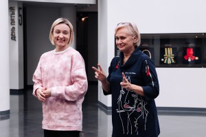 Семейная игра «Ветер перемен» с переводом на РЖЯ. Неделя глухих в Ельцин Центре. 2024 год