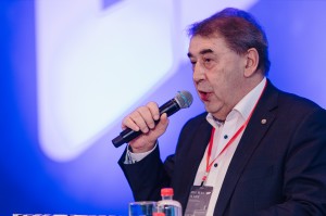 Открытое пленарное заседание конференции «1990-е: взгляд из XXI века»