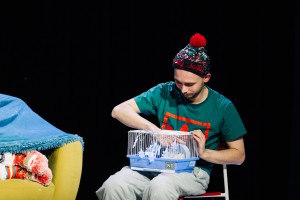 Новогодний спектакль для взрослых «Стыдно быть несчастливым»