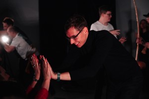 Спектакль «Етопия» театральной инклюзивной студии «Простые действия»