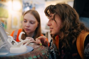 ATRIUM: ярмарка современного искусства в Ельцин Центре