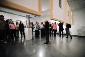 Кураторская экскурсия Виктора Мизиано по выставке «Владимир Куприянов. Возвращение времени»