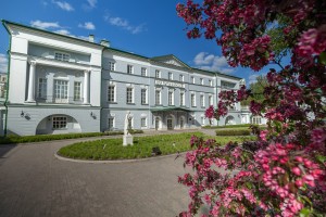 Усадьба Долгоруковых-Бобринских на Малой Никитской в Москве