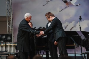 Праздничный концерт ко Дню Победы