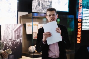 Экскурсия «Праздничный марш: история парадов в честь Дня Победы» в Музее Бориса Ельцина