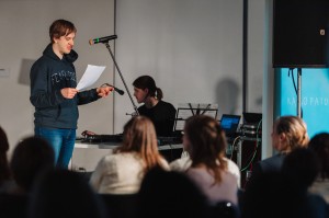 «Хокку», «Услышанное» и «Монологи предметов». Показ итогов лаборатории проекта «Простые действия»